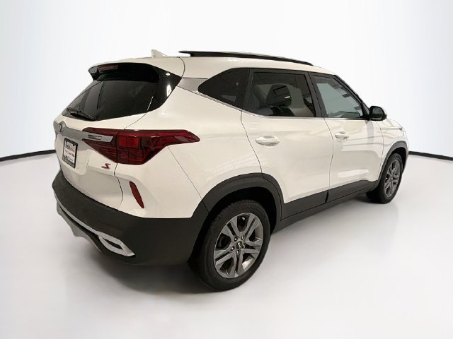 Used 2021 Kia Seltos S FWD image 7
