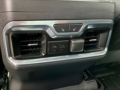 Used 2019 GMC Sierra 1500 AT4 w/ AT4 Premium Package AWD/4WD image 32