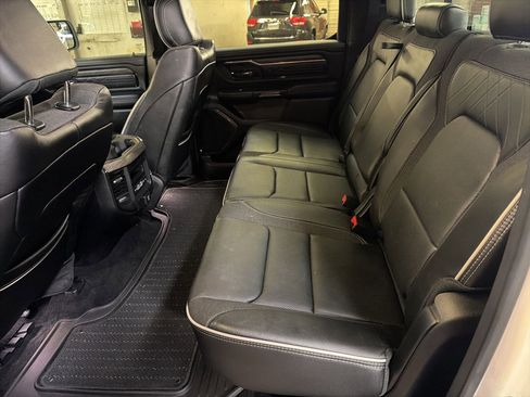 Used 2025 RAM 1500 Limited AWD/4WD image 15