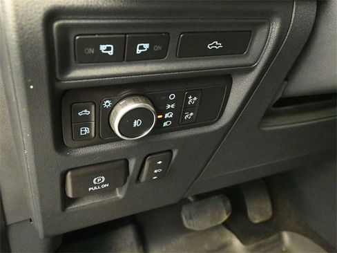 Certified 2022 Ford F150 Lariat w/ Equipment Group 502A High image 14