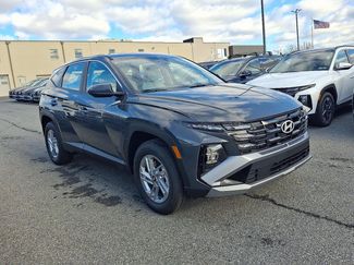 New 2026 Hyundai Tucson SE video 2