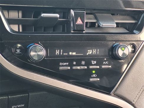 Used 2023 Toyota Camry XSE image 24