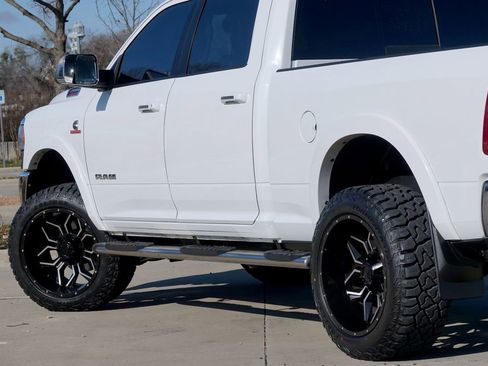 Used 2020 RAM 2500 Laramie image 23