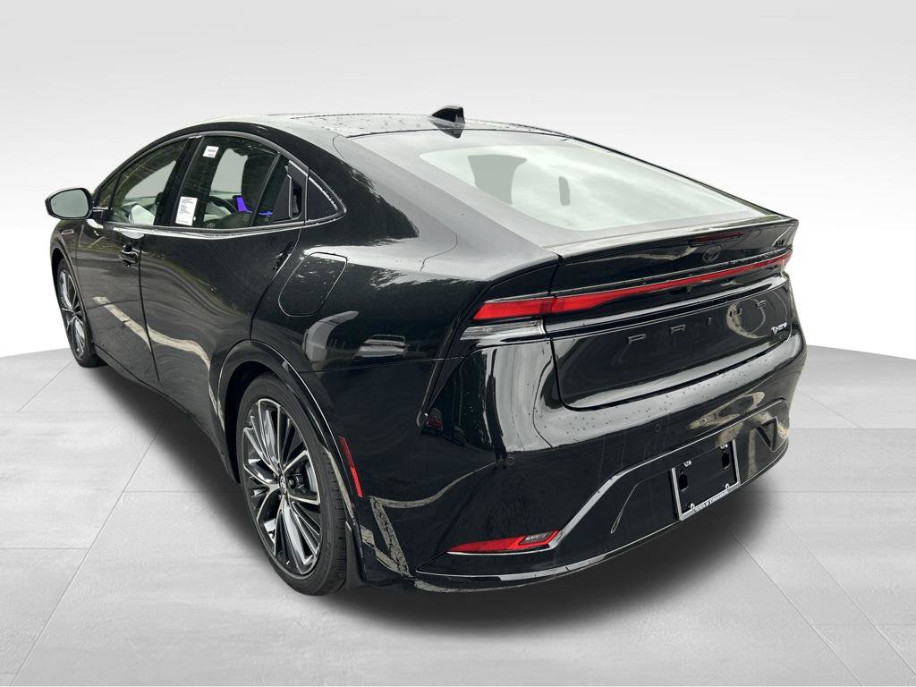 New 2027 Toyota Prius XLE AWD/4WD image 3