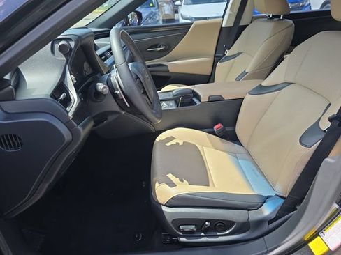 Used 2021 Lexus ES 350 w/ Accessory Package FWD image 11