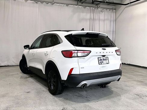 Used 2021 Ford Escape SE w/ Convenience Package image 5