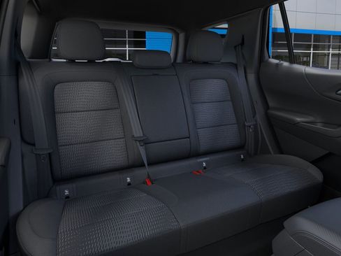 New 2026 Chevrolet Equinox LT w/ LPO, Floor Liner Package image 17