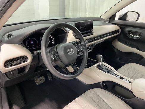 Certified 2024 Honda HR-V LX image 17