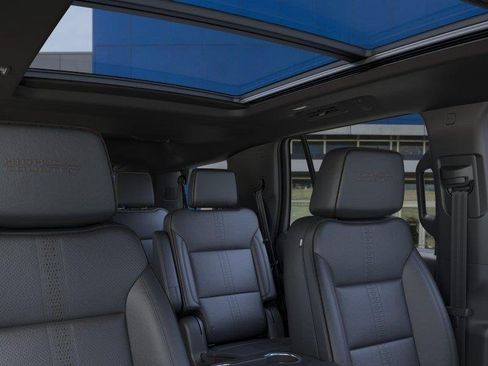 New 2026 Chevrolet Tahoe High Country w/ Sun And Tow Package AWD/4WD image 24