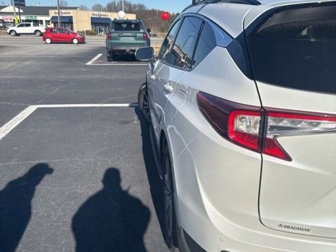 Used 2021 Acura RDX w/ Technology Package image 2