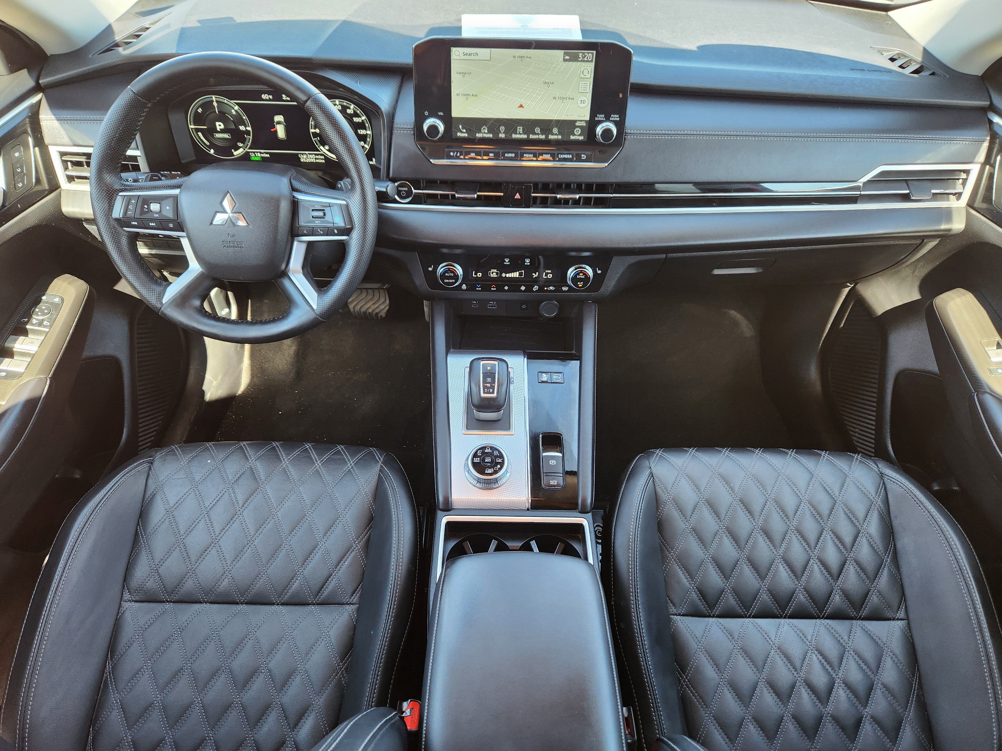 Used 2025 Mitsubishi Outlander SEL AWD/4WD image 21