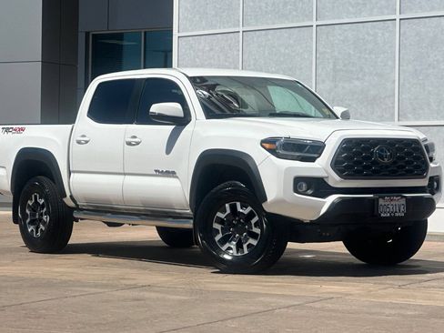 Used 2023 Toyota Tacoma TRD Off-Road AWD/4WD image 2