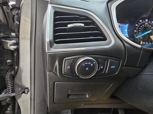 Used 2015 Ford Edge Titanium w/ Equipment Group 302A FWD image 37