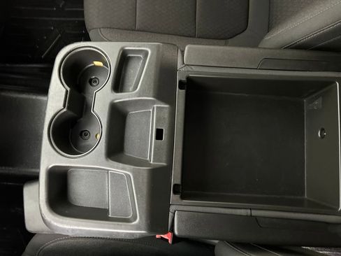 Used 2020 Chevrolet Silverado 1500 LT image 17