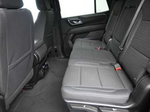 Used 2024 Chevrolet Tahoe LS RWD image 15