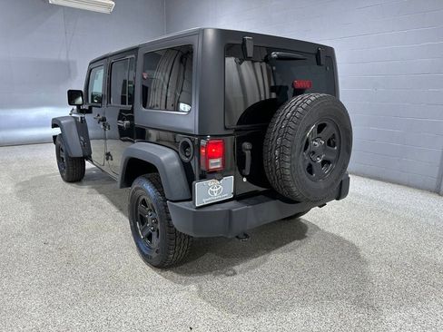 Used 2018 Jeep Wrangler Unlimited Sport w/ Connectivity Group AWD/4WD image 6