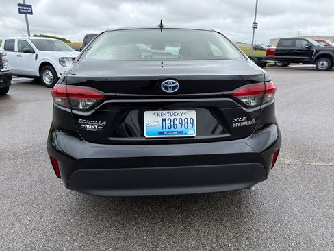Used 2024 Toyota Corolla XLE FWD image 6