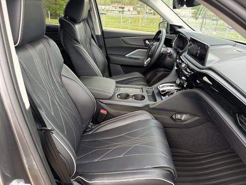 Used 2025 Acura MDX SH-AWD w/ Advance Package image 13