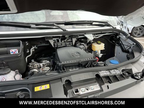 New 2025 Mercedes-Benz Sprinter 2500 image 12
