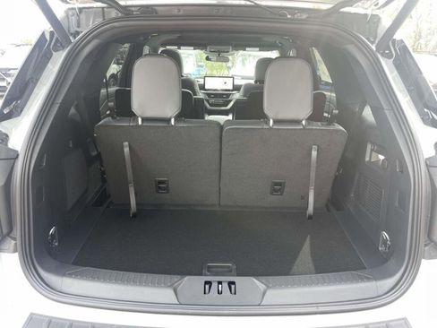 New 2026 Ford Explorer ST-Line image 20