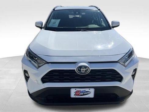 Used 2021 Toyota RAV4 XLE AWD/4WD image 10