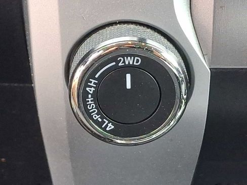 Used 2018 Toyota Tundra SR5 image 26