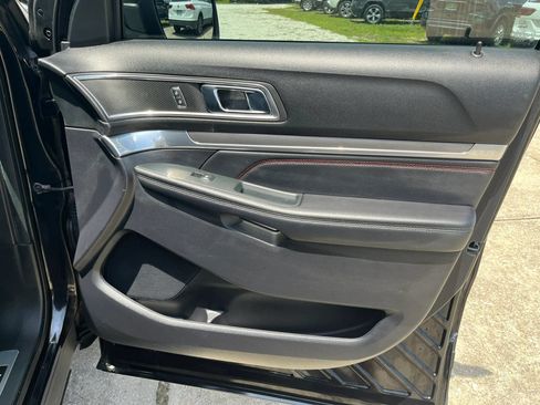 Used 2019 Ford Explorer Sport w/ Equipment Group 401A AWD/4WD image 42