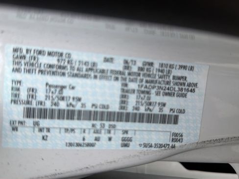 Used 2013 Ford Focus Titanium FWD image 19