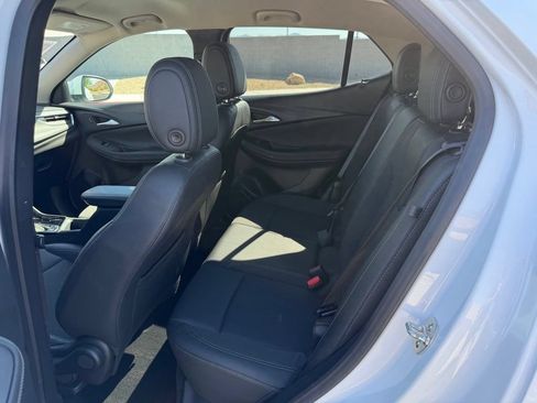 Used 2025 Buick Encore GX Preferred FWD image 18