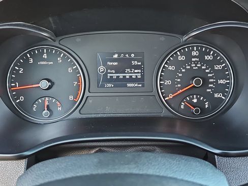 Used 2018 Kia Optima S FWD image 10