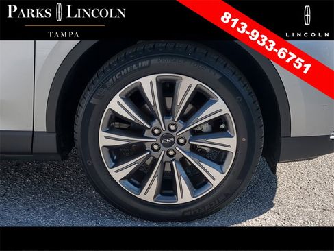 Used 2022 Lincoln Corsair Reserve w/ Elements Package image 10