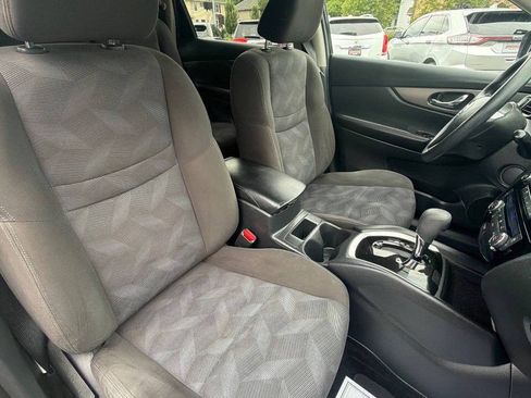 Used 2015 Nissan Rogue SV AWD/4WD image 30