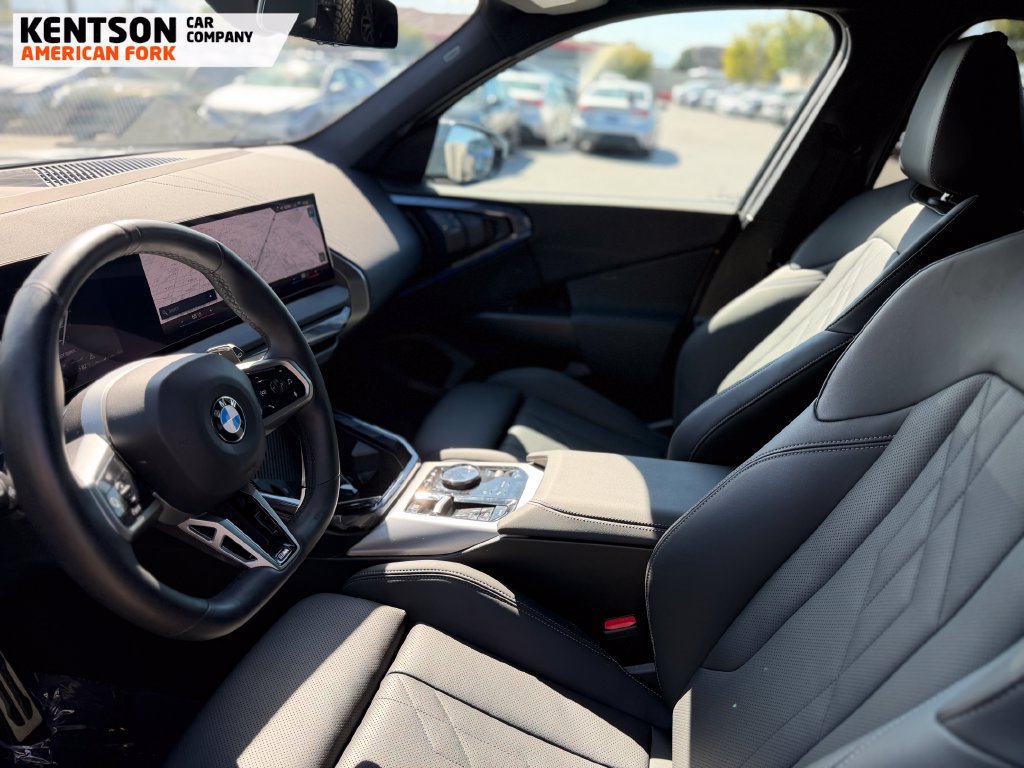Used 2025 BMW X3 xDrive30i AWD/4WD image 29