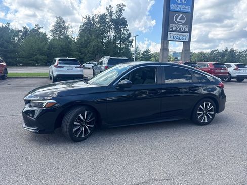 Used 2024 Honda Civic EX-L image 13