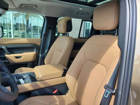New 2025 Land Rover Defender 110 S AWD/4WD image 26