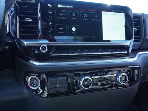 New 2026 GMC Sierra 1500 Elevation image 20