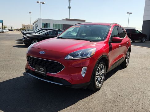 Used 2021 Ford Escape SEL w/ Technology Package FWD image 2