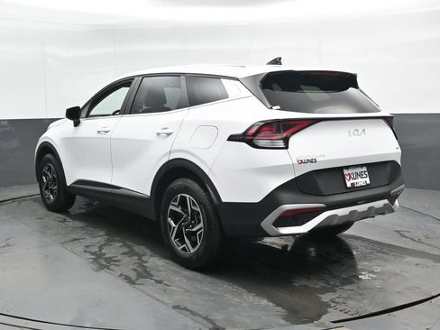 Used 2025 Kia Sportage LX AWD/4WD image 11