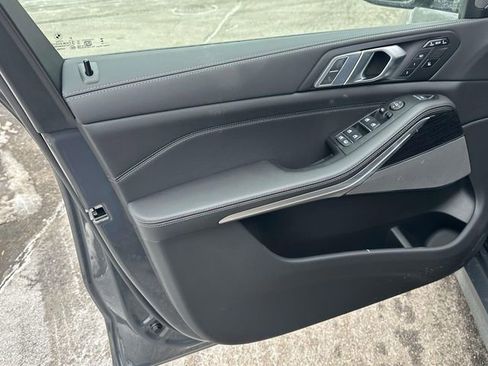 New 2026 BMW X7 xDrive40i image 13