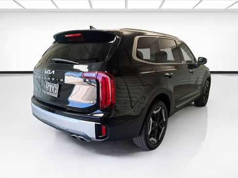Used 2025 Kia Telluride S AWD/4WD image 4