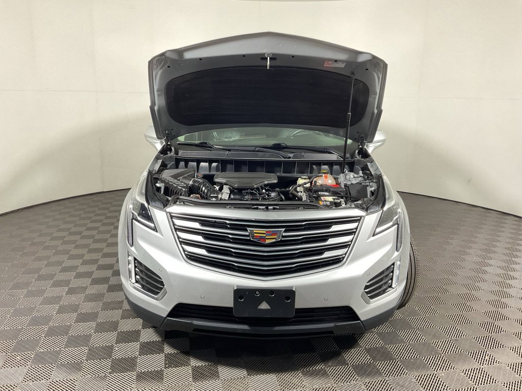 Used 2017 Cadillac XT5 Premium Luxury w/ LPO, Wheel Lock Package AWD/4WD image 11