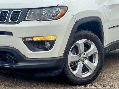 Used 2019 Jeep Compass Latitude w/ Popular Equipment Group image 4