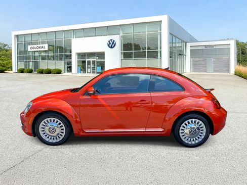 Used 2016 Volkswagen Beetle 1.8T SE FWD image 2