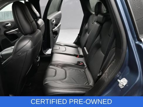 Used 2019 Jeep Cherokee Limited AWD/4WD image 13