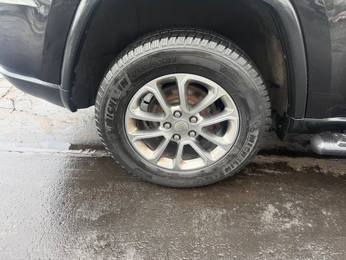 Used 2015 Jeep Grand Cherokee Limited w/ Luxury Group II image 10