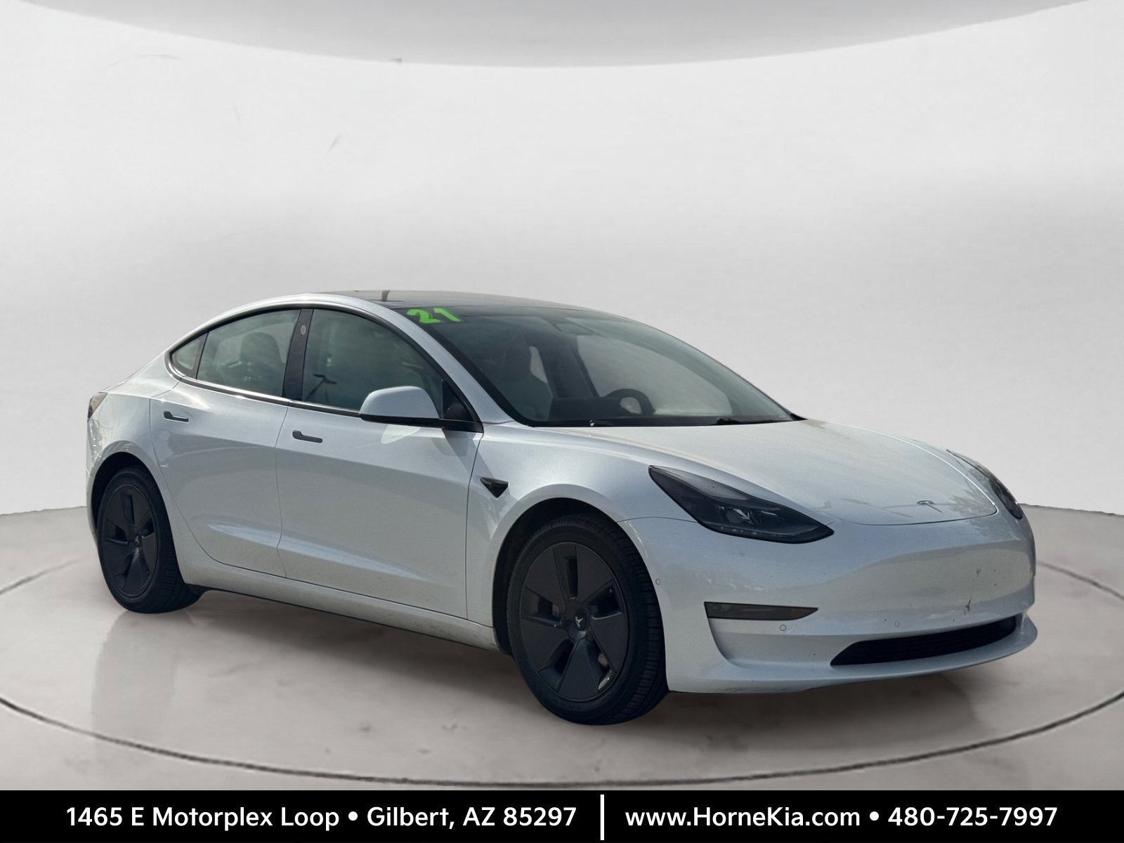 Used 2021 Tesla Model 3 Standard Range Plus RWD image 1