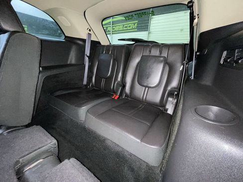 Used 2019 Lincoln MKT AWD image 28