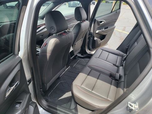 Used 2026 Chevrolet Trax RS w/ Sunroof Package FWD image 12