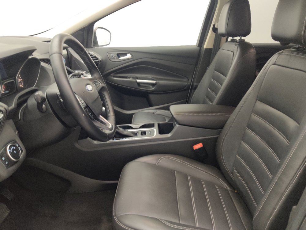 Used 2017 Ford Escape Titanium FWD image 17