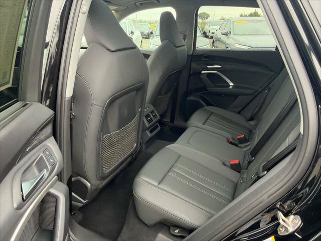 Used 2025 Audi Q5 Premium Plus w/ Premium Plus AWD/4WD image 6